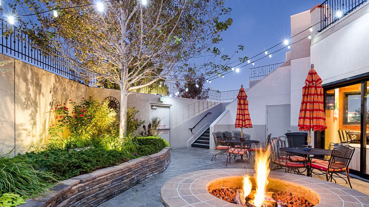 Photo of Patio Balcony in Garden City
