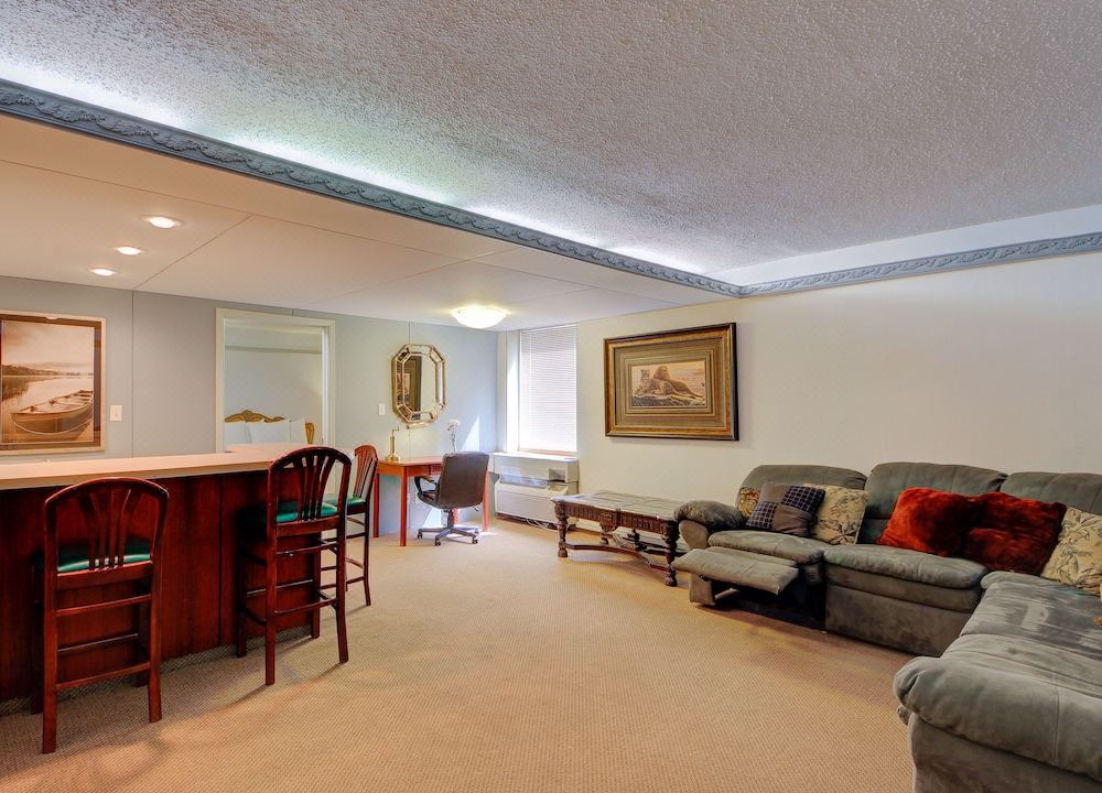 Photo of Livingroom in Enid