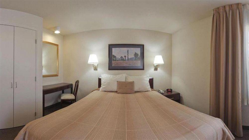 Photo of Bedroom in Northeast Heights