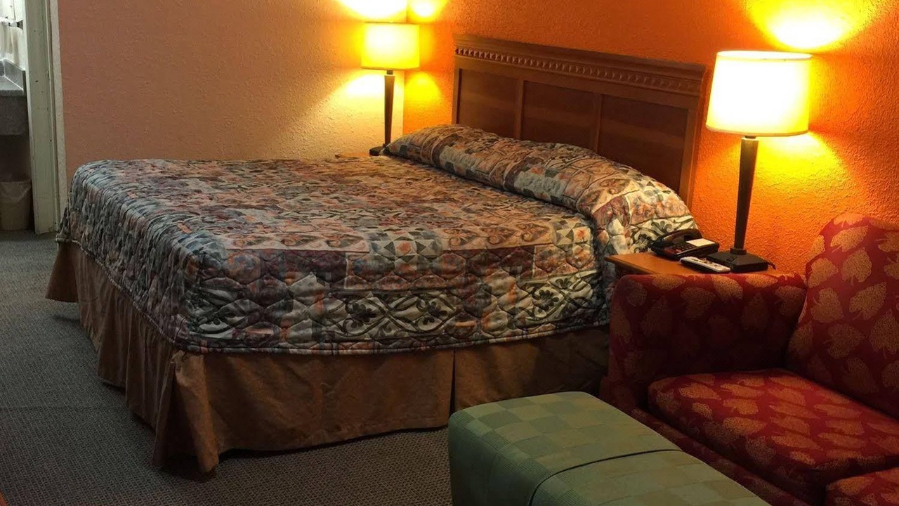 Photo of Bedroom in Eufaula