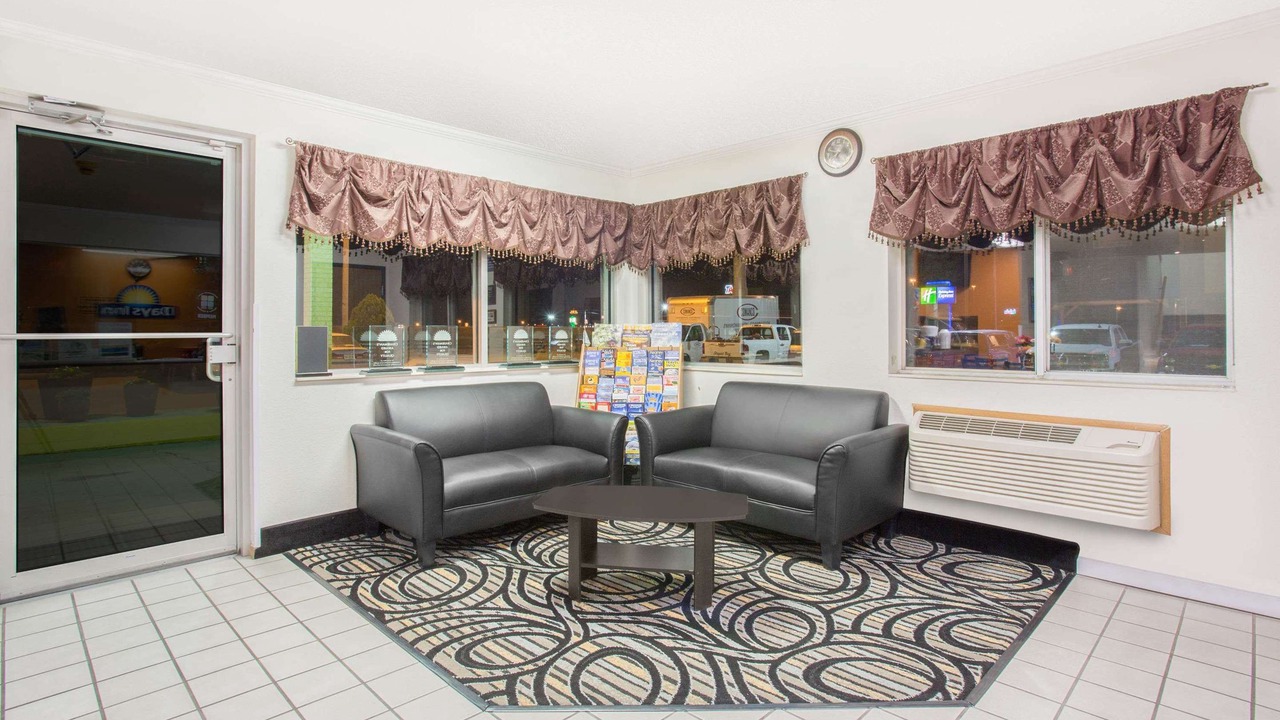 Photo of Livingroom in Ogallala