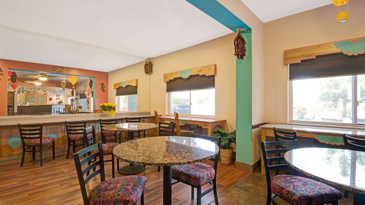 Photo of Livingroom in Victory Hills