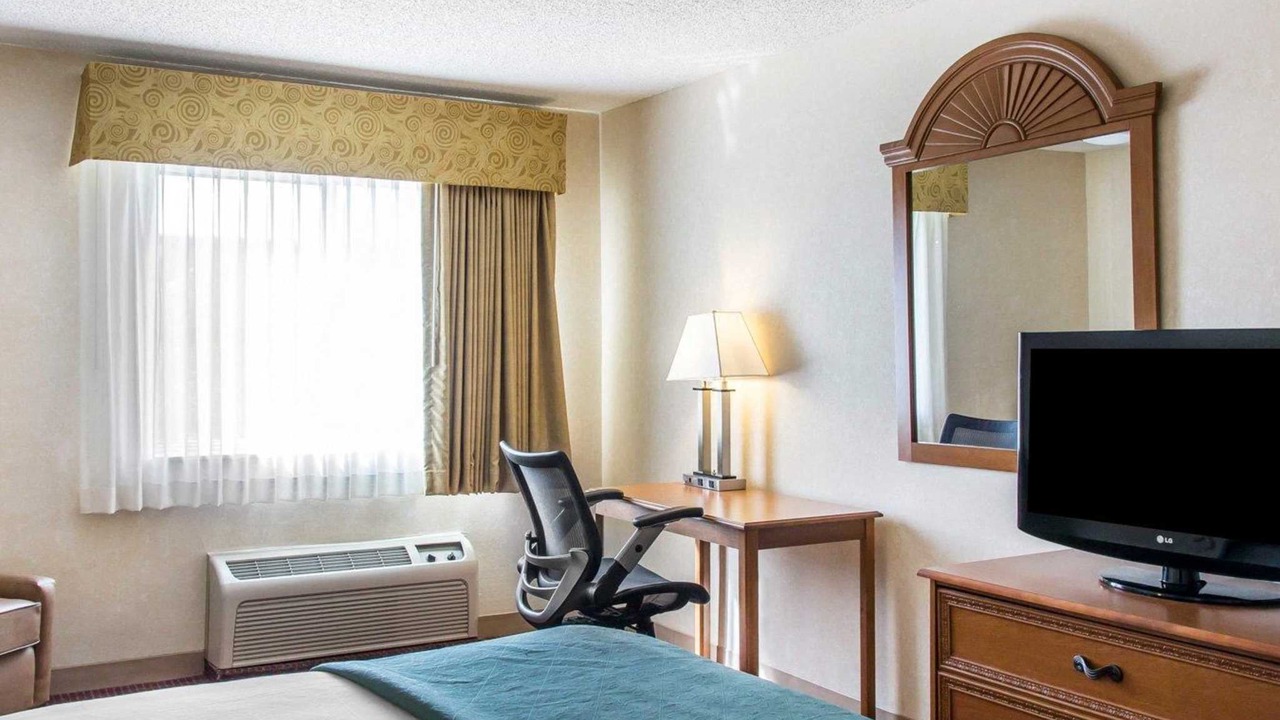 Photo of Bedroom in Louisville