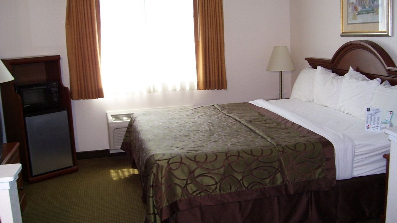 Photo of Bedroom in Wa Keeney