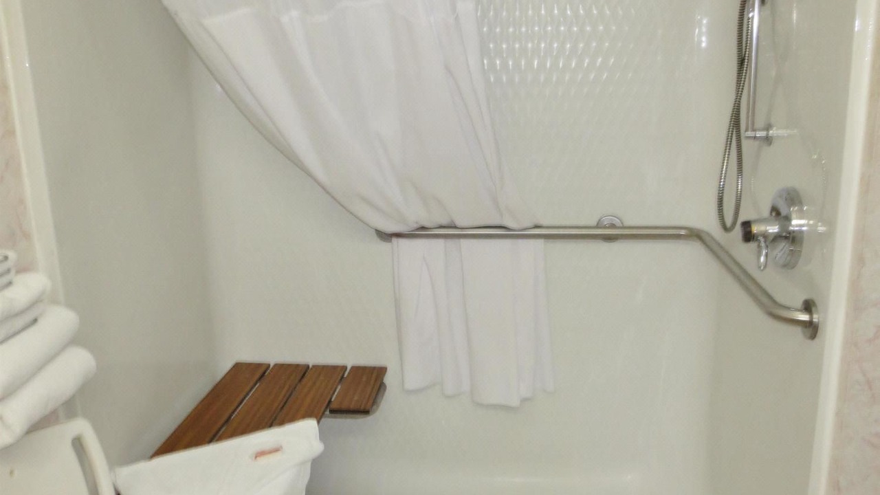 Photo of Bathroom in Maryville