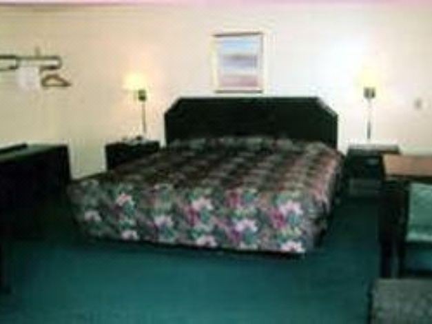 Photo of Bedroom in Duncan