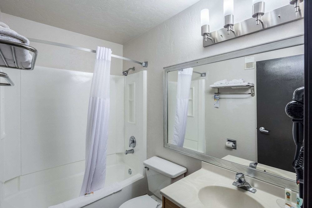 Photo of Bathroom in Moses Lake