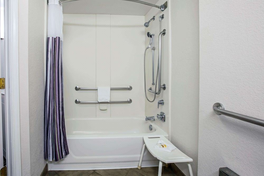Photo of Bathroom in South Arlington