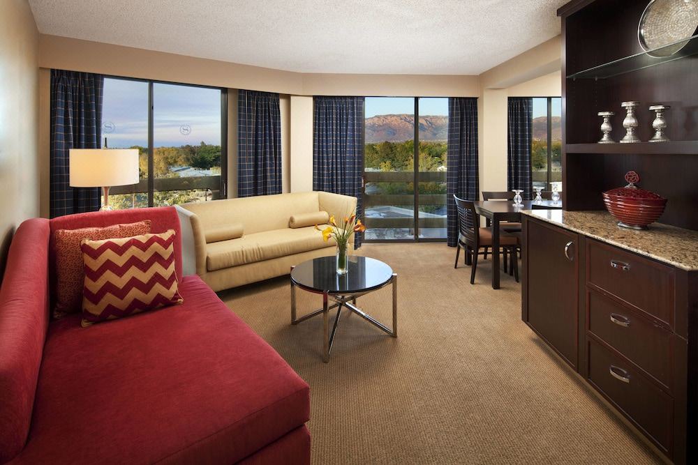 Photo of Livingroom in Uptown