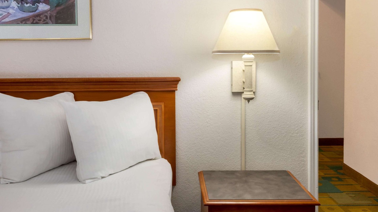 Photo of Bedroom in Northeast Heights