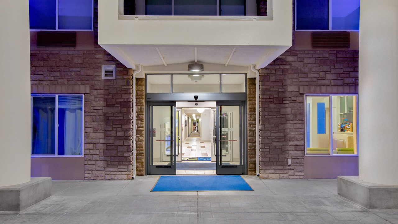 Photo of Buildings in Ontario