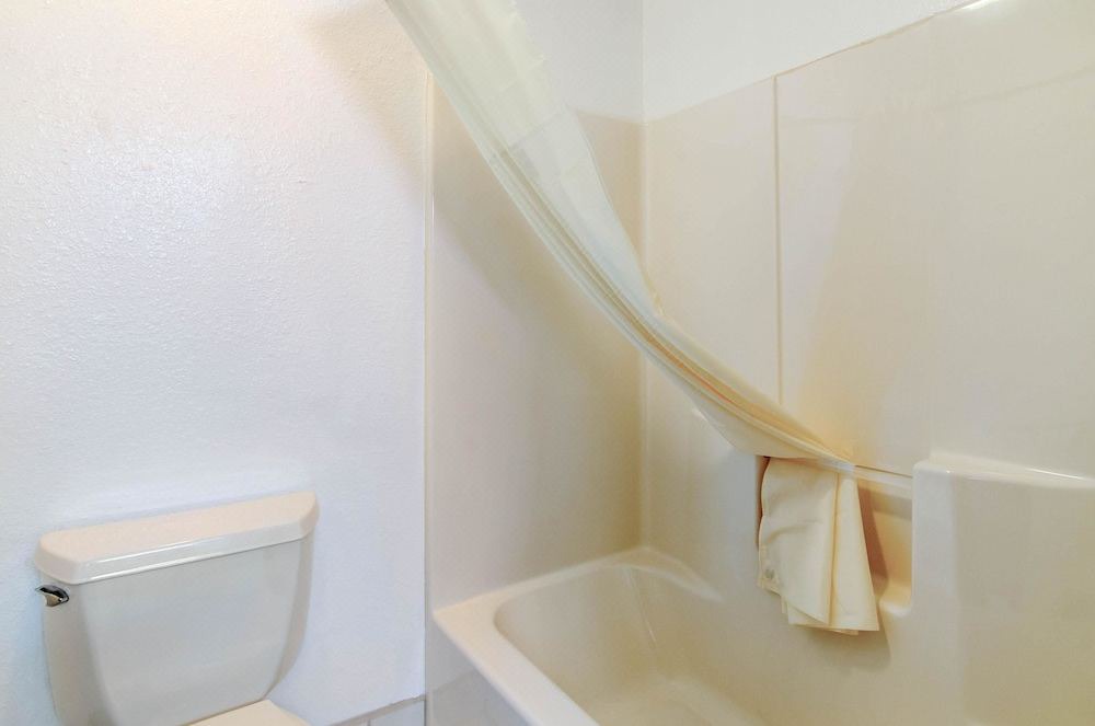 Photo of Bathroom in Russell