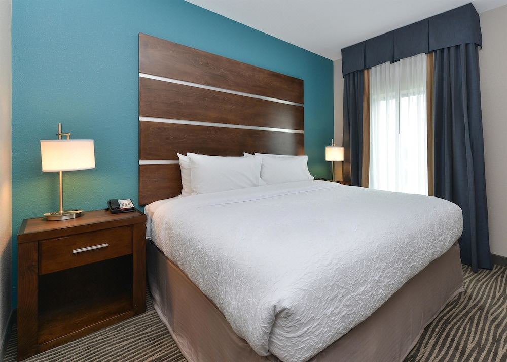 Photo of Bedroom in Court Avenue Entertainment District