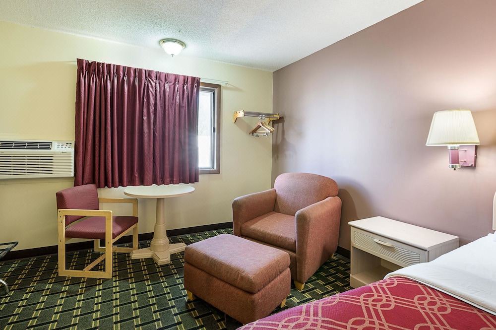 Photo of Livingroom in Beatrice