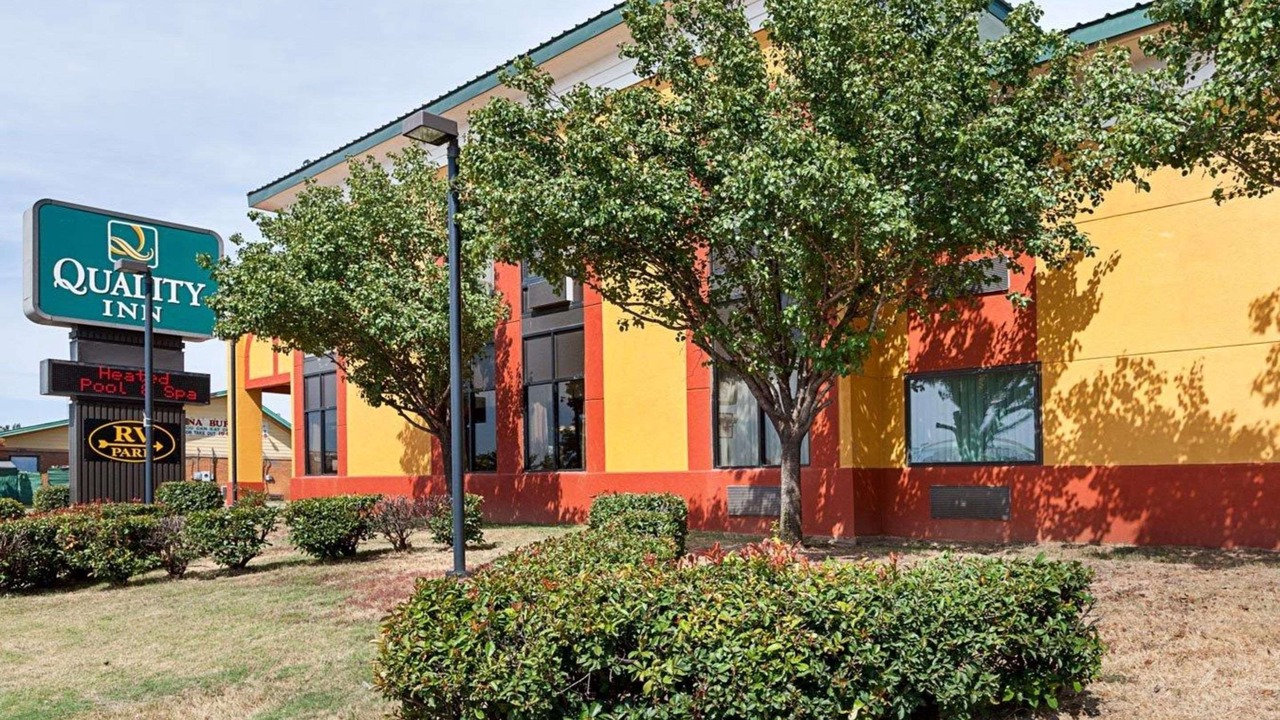 Photo of Buildings in Childress