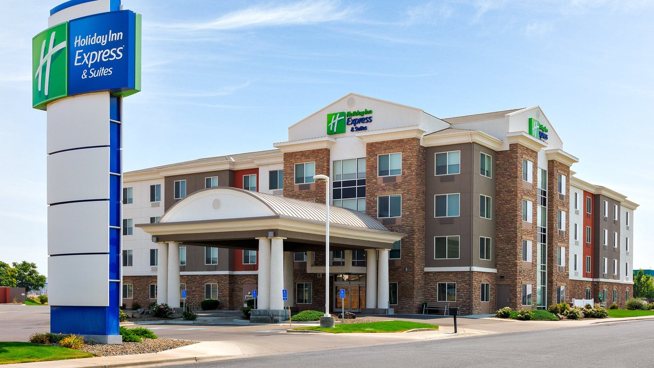 Photo of Buildings in Ontario