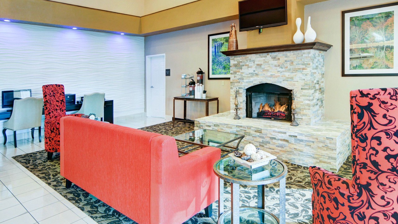 Photo of Livingroom in Longview