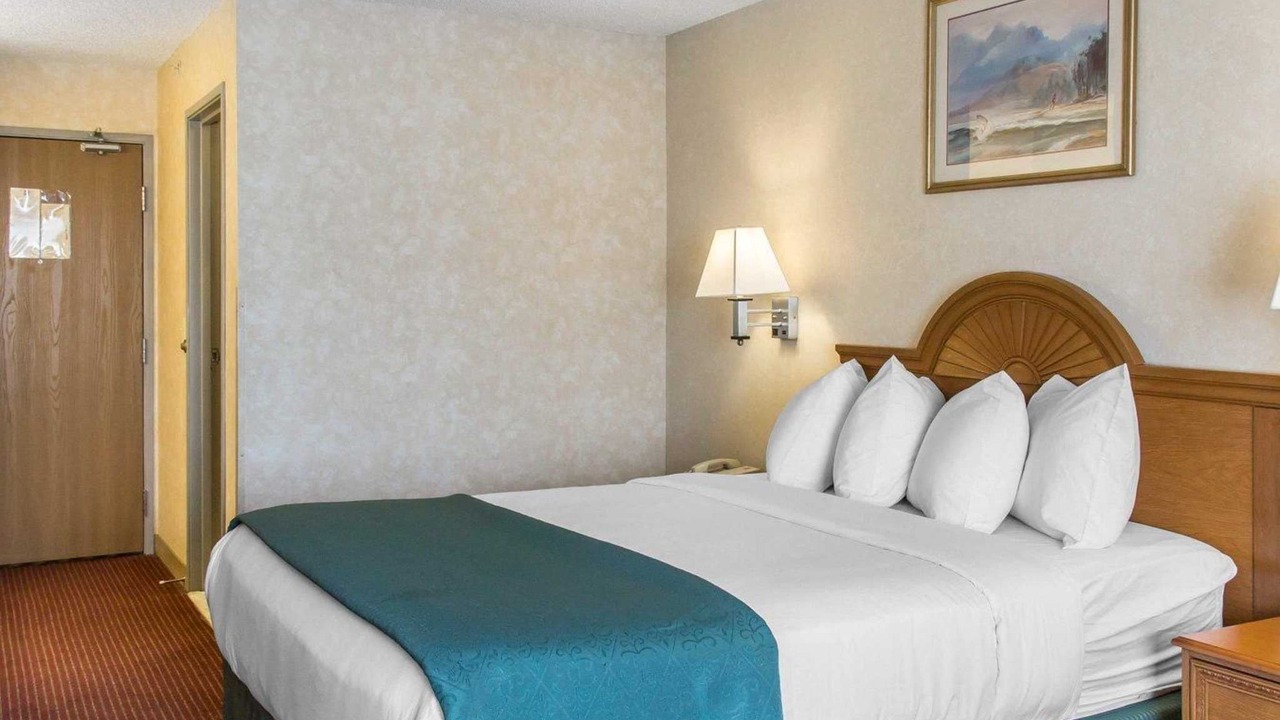 Photo of Bedroom in Louisville