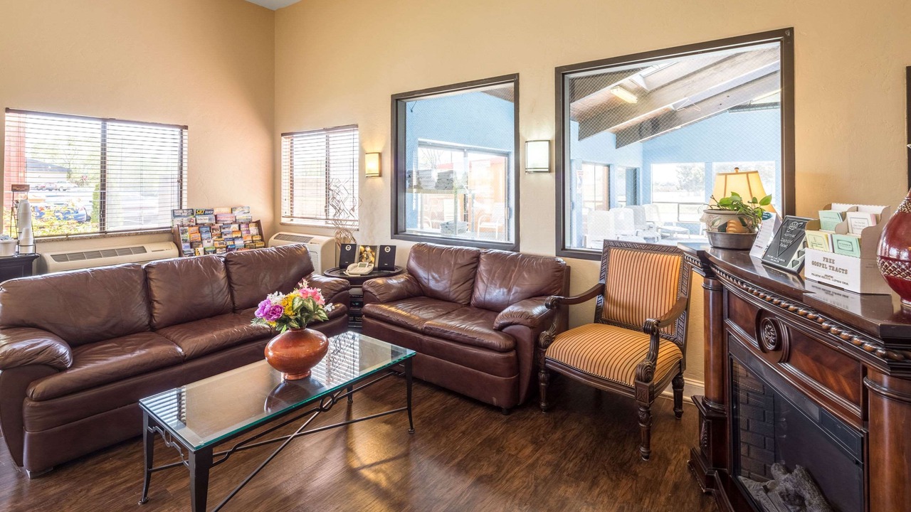 Photo of Livingroom in Moses Lake