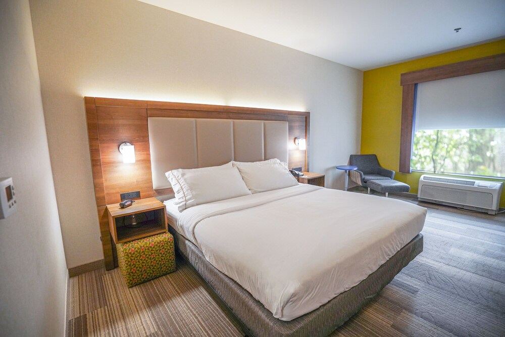 Photo of Bedroom in Ontario