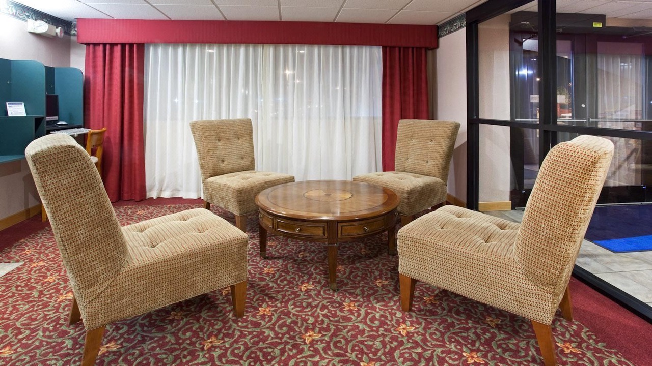 Photo of Livingroom in Colby