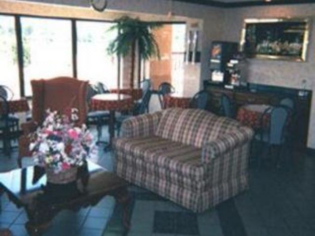 Photo of Livingroom in Dumas
