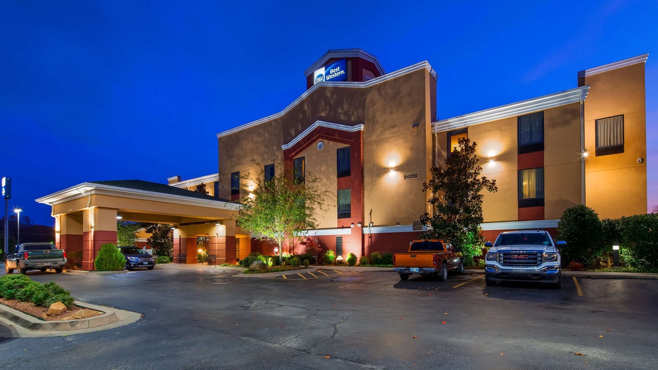 Photo of Buildings in Seminole