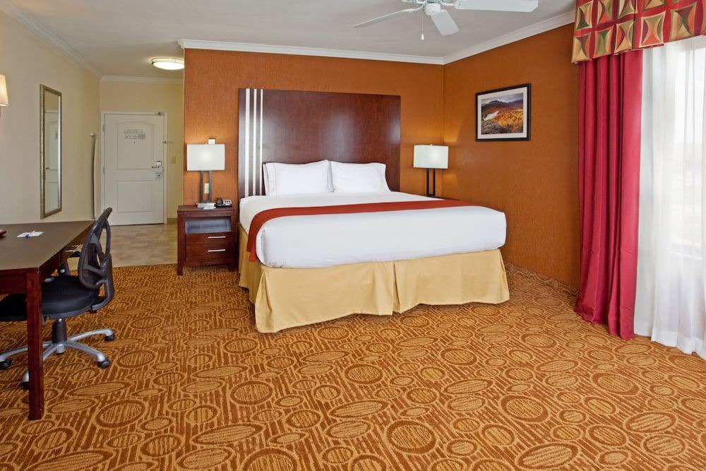 Photo of Bedroom in Barker