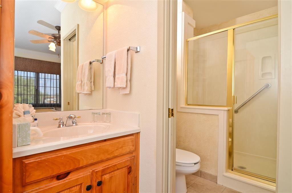 Photo of Bathroom in Glen Rose