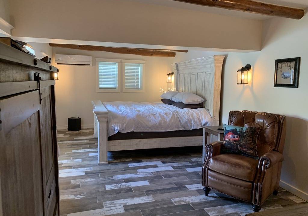 Photo of Bedroom in Raton