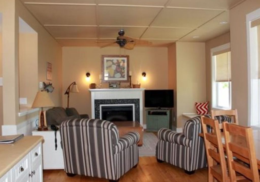 Photo of Livingroom in Oroville