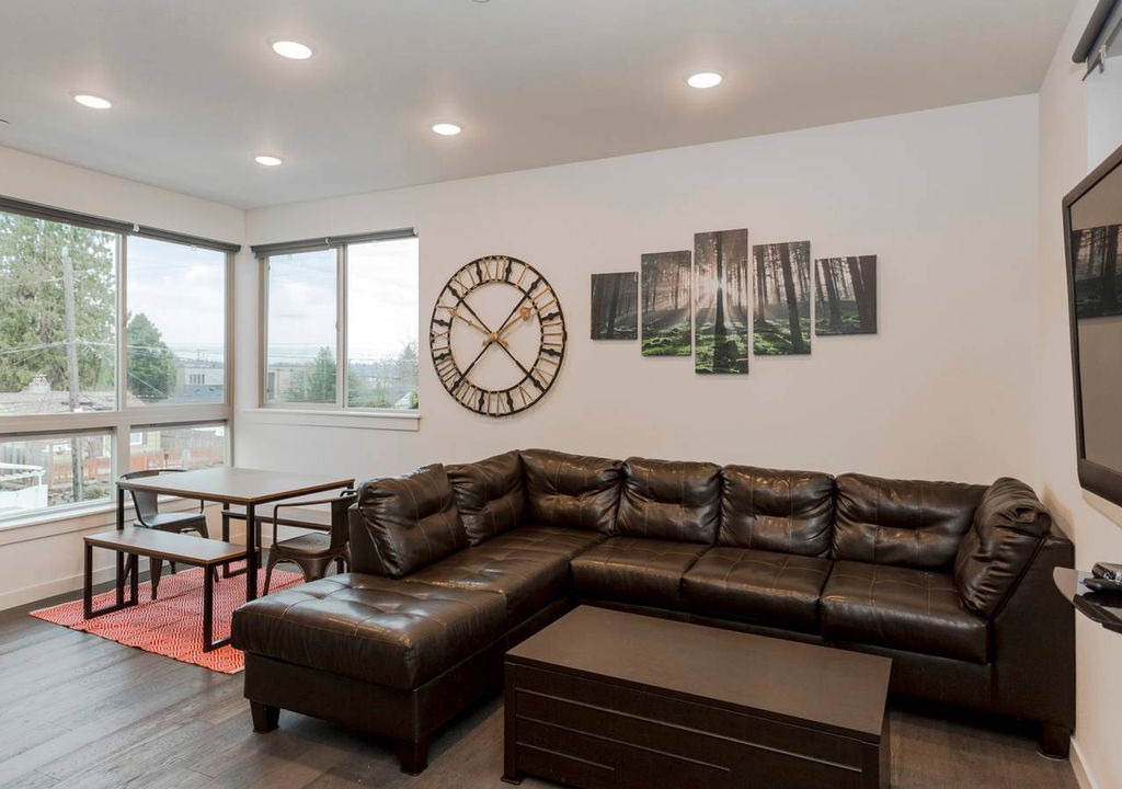 Photo of Livingroom in Lawton Park