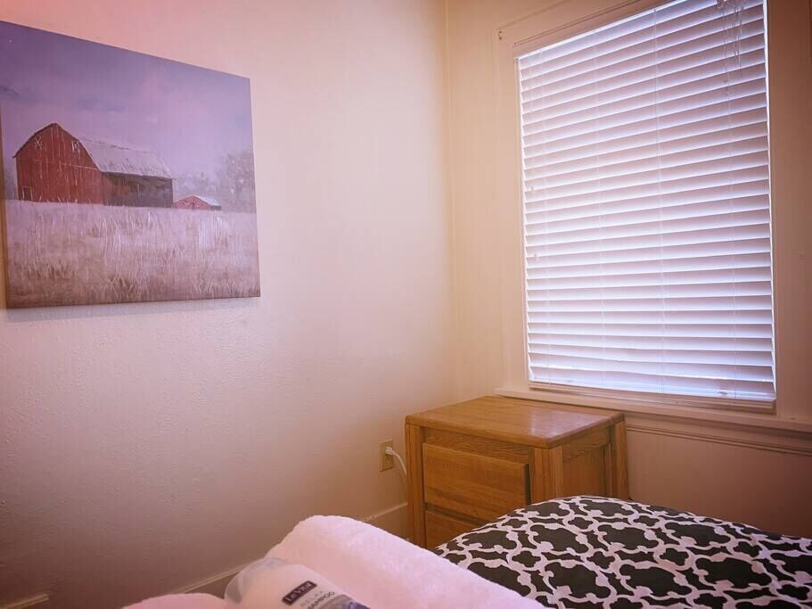 Photo of Bedroom in Eastlake