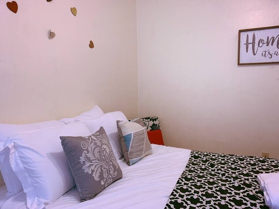 Photo of Bedroom in Eastlake