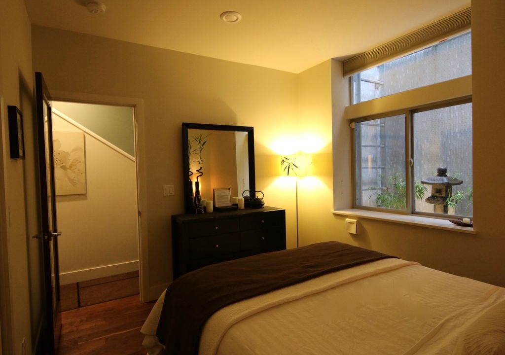 Photo of Bedroom in Eastlake