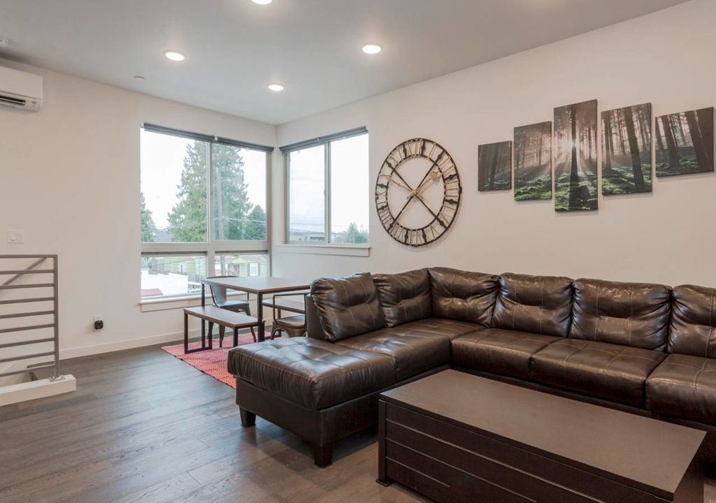 Photo of Livingroom in Lawton Park