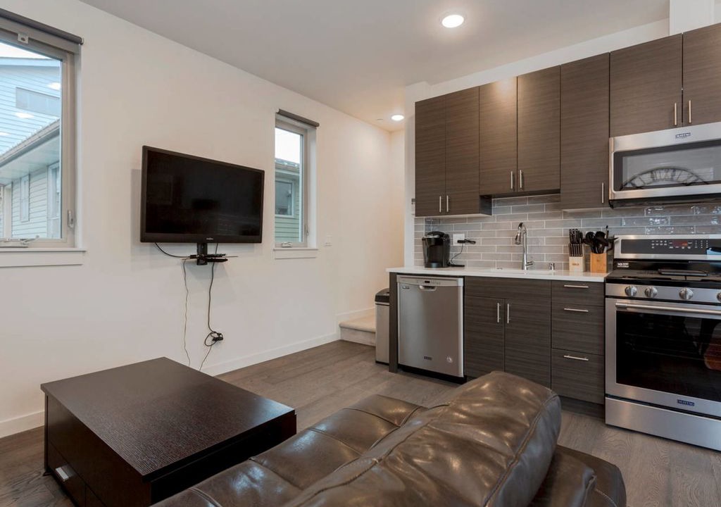 Photo of Livingroom in Lawton Park