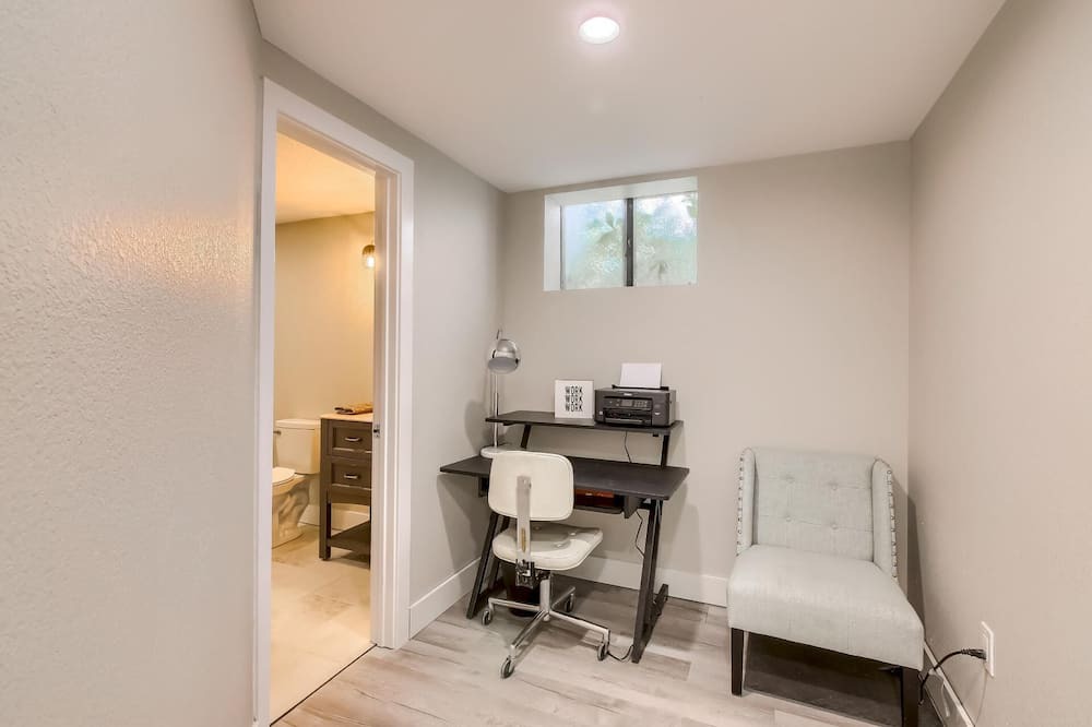Photo of Bedroom in Bel Aire