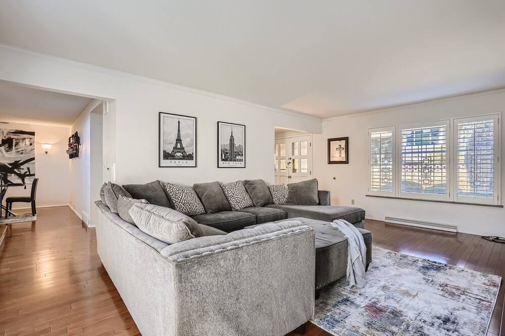 Photo of Livingroom in Southeast