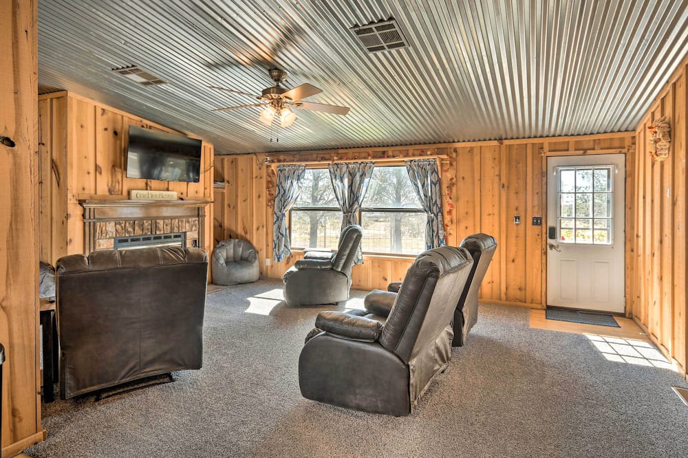 Photo of Livingroom in Ranchvale
