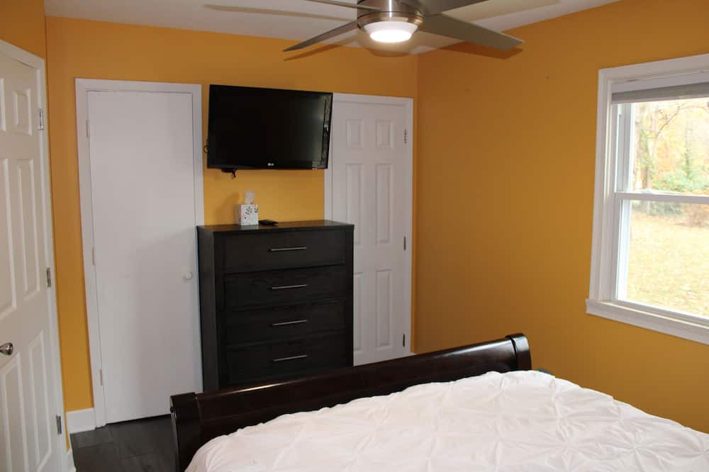 Photo of Bedroom in Waldron