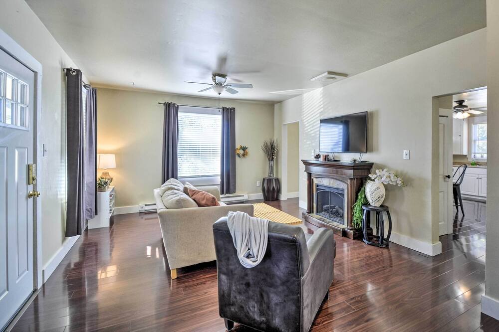 Photo of Livingroom in Poulsbo