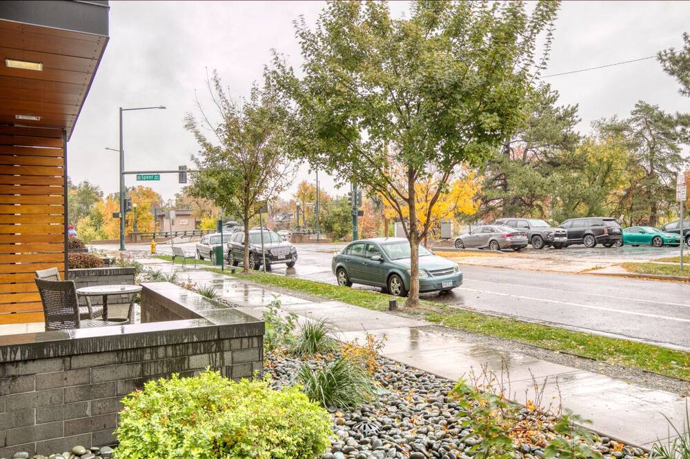 Photo of Outdoor in Speer