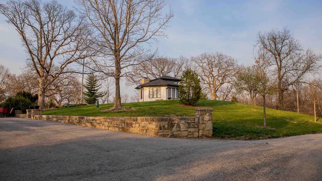 Photo of Outdoor in New Century