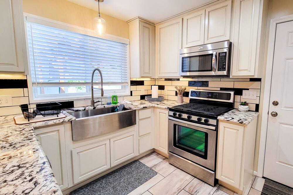 Photo of Kitchen in Nob Hill
