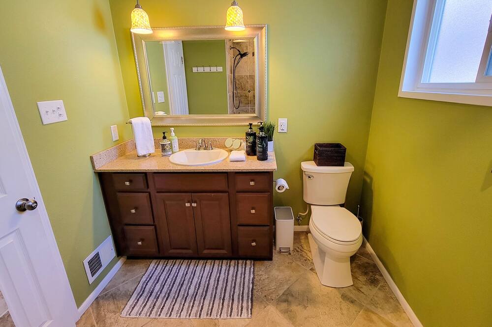 Photo of Bathroom in Nob Hill