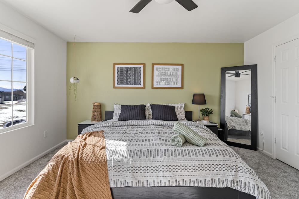 Photo of Bedroom in Falcon Hills