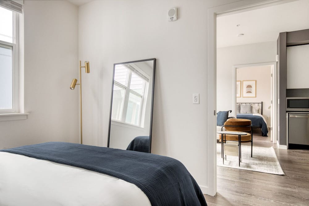 Photo of Bedroom in Five Points
