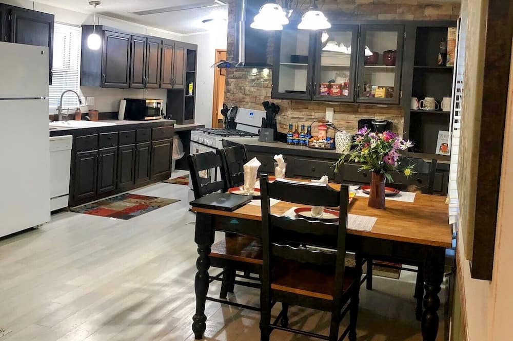 Photo of Kitchen in Keith County