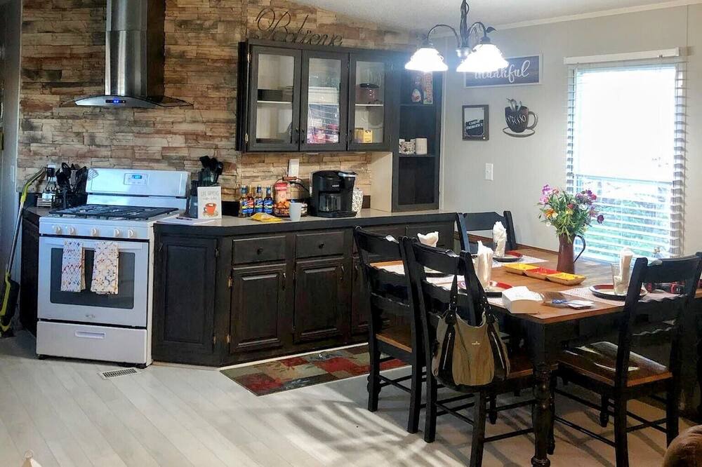 Photo of Kitchen in Keith County